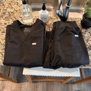 2 complete figs technical jogger scrub sets